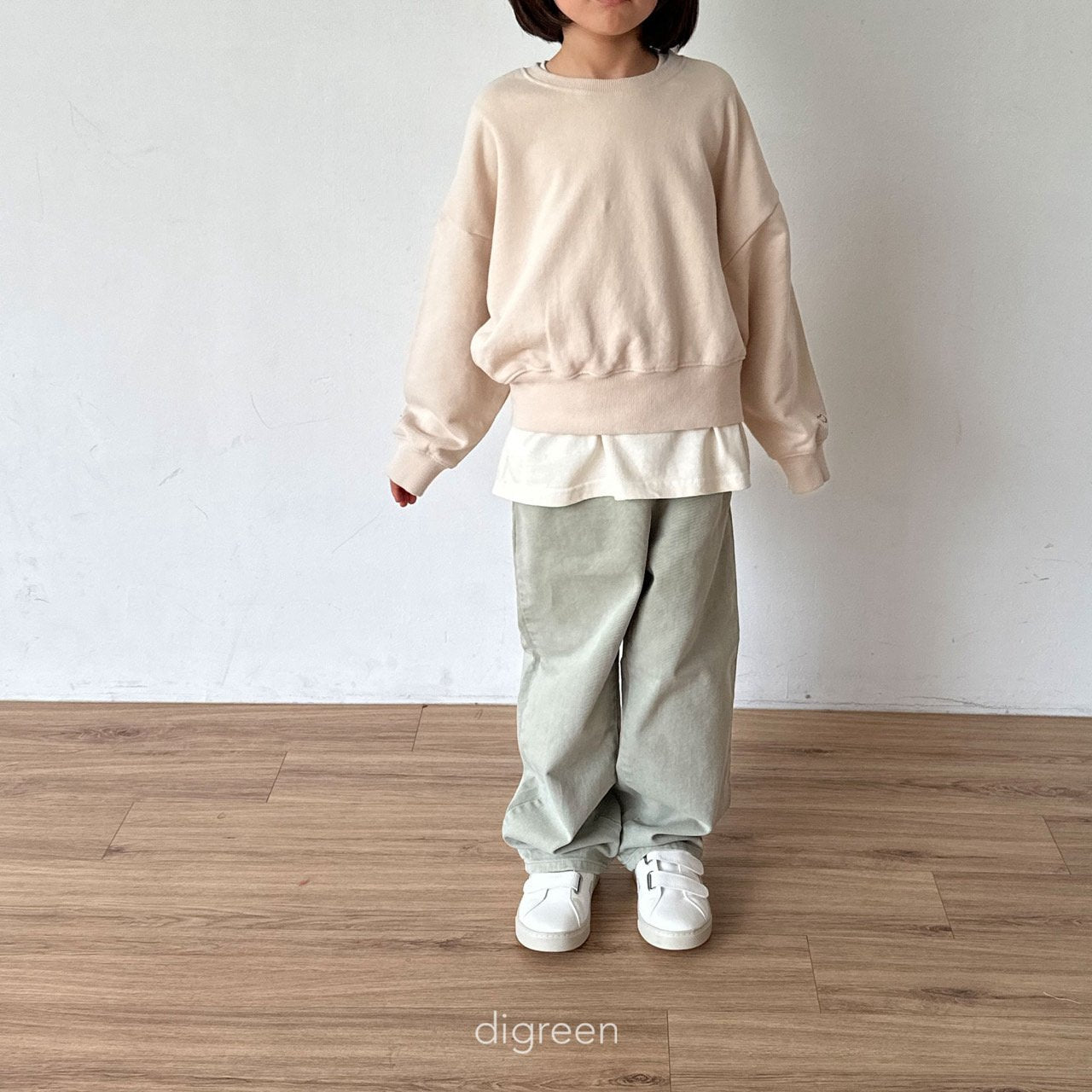 【即納】Crop heart MTM  / Beige / M(100)-XXL(130) / Digreen 2024fw