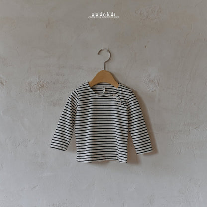 【韓国直送便】ko132 Button Border T-shirt / 2color / XS(75)-XL(115) / aladin kids 2024fw