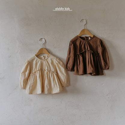 【韓国直送便】ko145 Wave frill blouse / 2color / XS(75)-XL(115) / aladin kids 2024fw