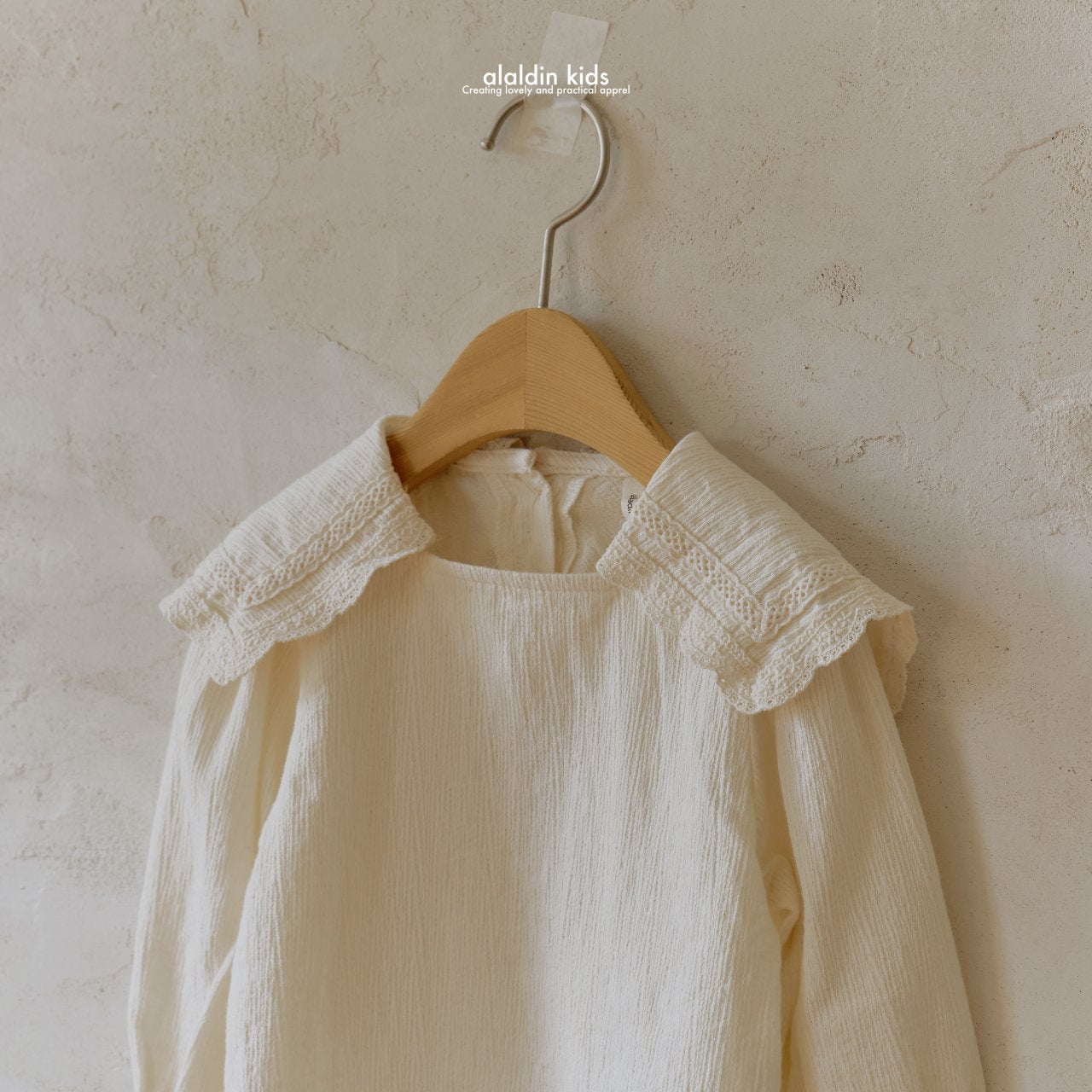 【韓国直送便】ko146 Square collar blouse / 2color / XS(75)-XL(115) / aladin kids 2024fw