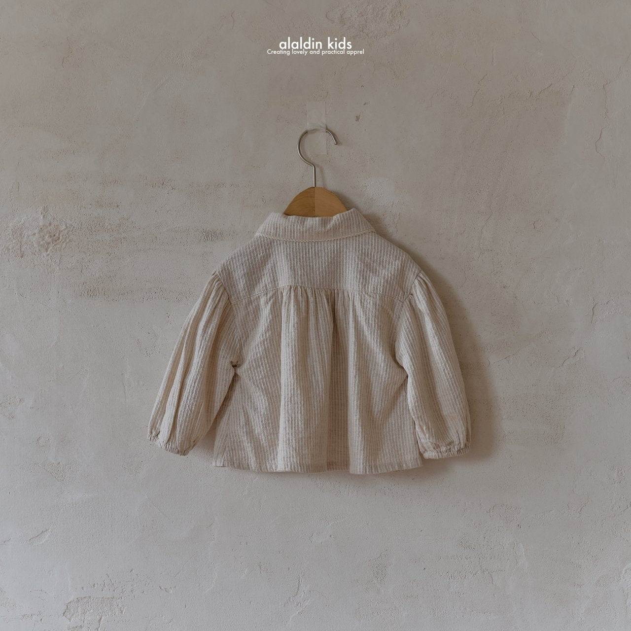 【韓国直送便】ko148 Collar Shirring Blouse / 2color / XS(75)-XL(115) / aladin kids 2024fw