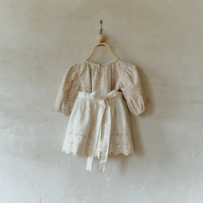 【韓国直送便】ko156 Lace apron / 1color / 2size / aladin kids 2024fw