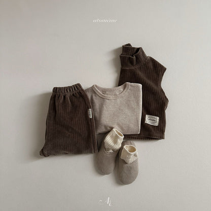 【韓国直送便】Cocoa Ribbed Vest / 2color / 80-110 / atomeme 2024fw / ko220