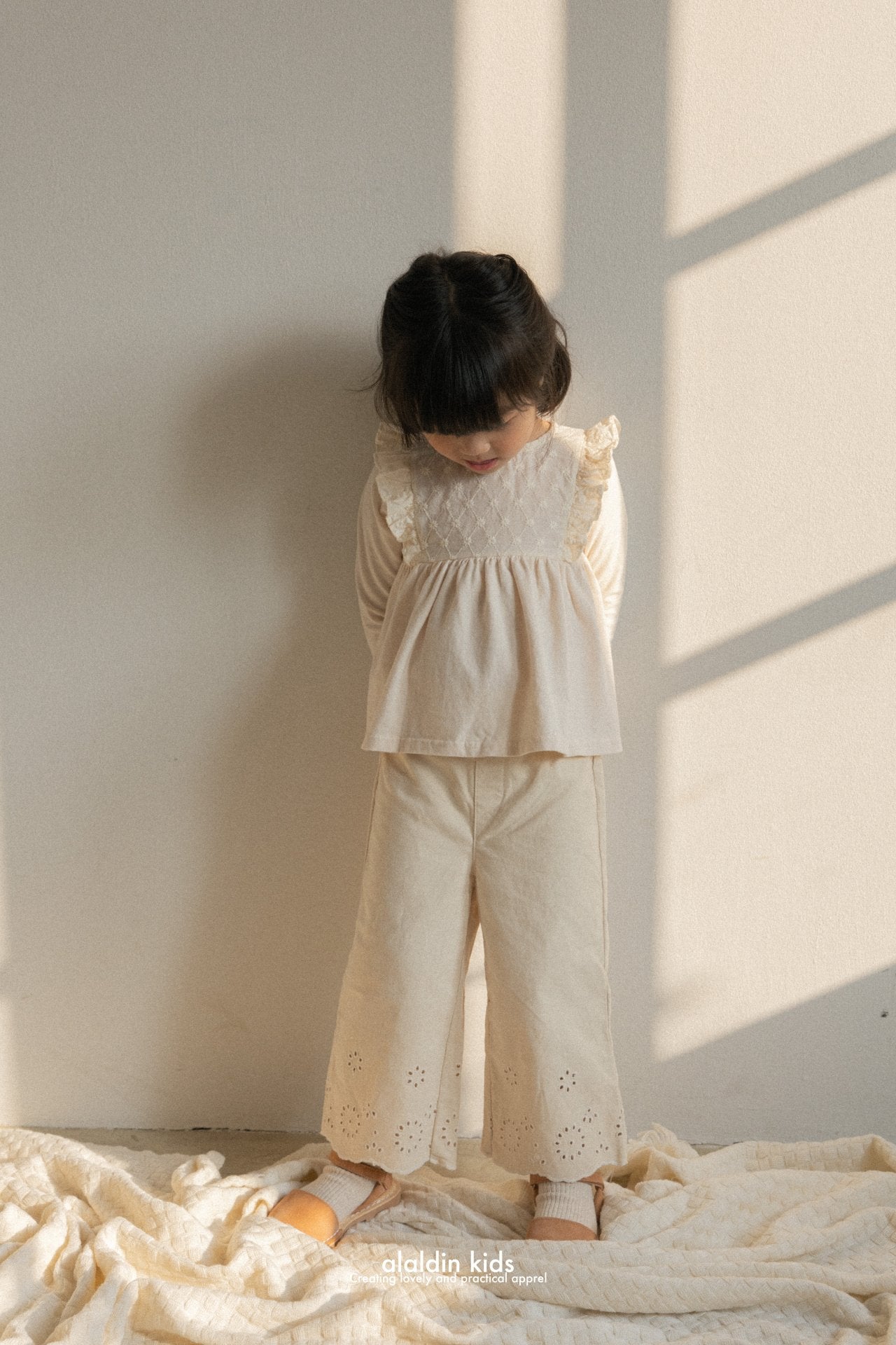 【韓国直送便】ko149 Lace wings blouse / 2color / XS(75)-XL(115) / aladin kids 2024fw