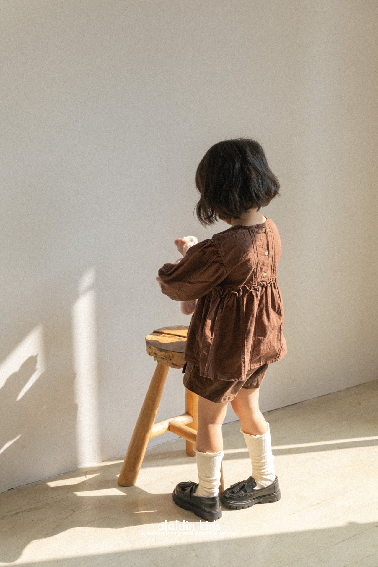 【韓国直送便】ko145 Wave frill blouse / 2color / XS(75)-XL(115) / aladin kids 2024fw